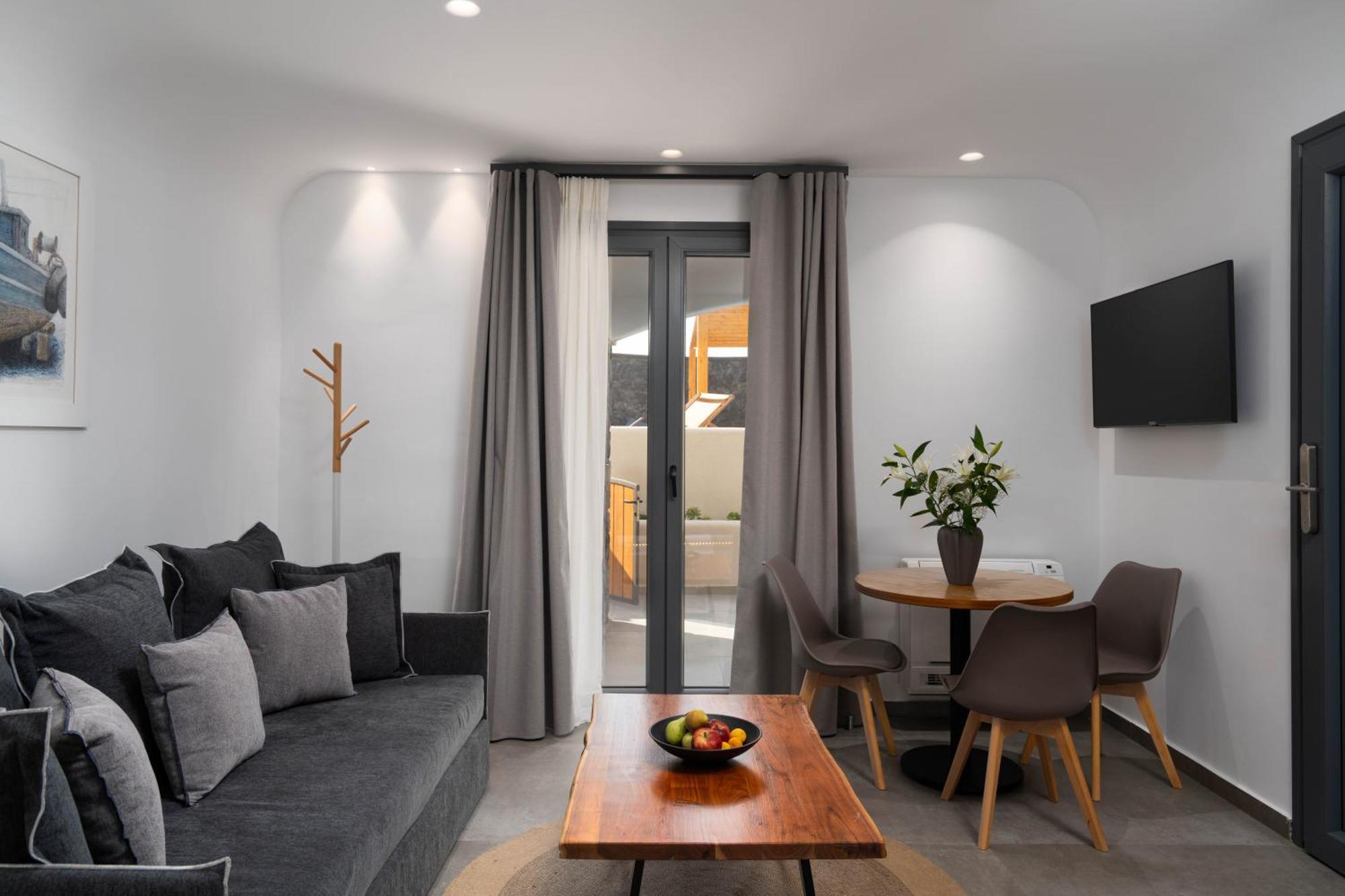 Aparthotel Lymarou Collection Megalochori  Zewnętrze zdjęcie